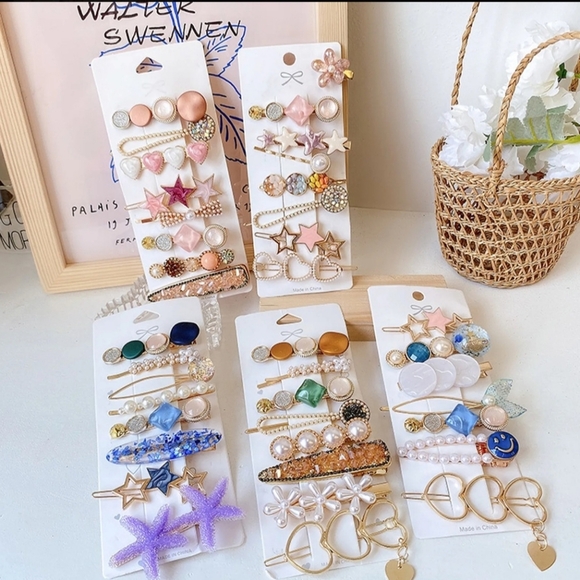 7 Piece Barrette Set, Hearts, Stars, Smiley Face & More - Picture 7 of 9